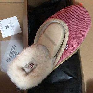 UGG slipper corduroy size 12